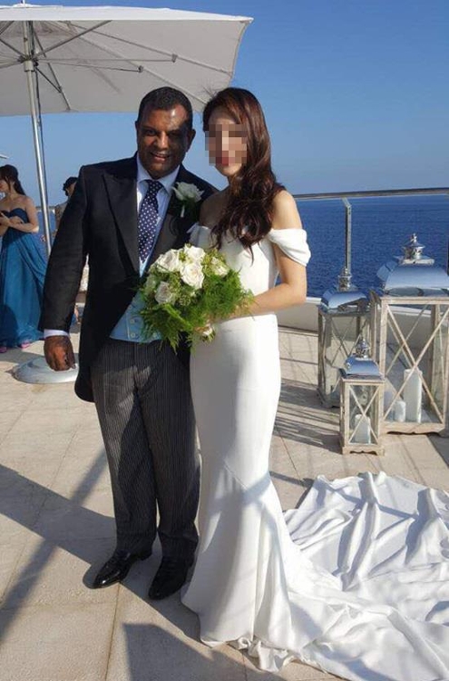 2년 열애끝 에어아시아 회장과 결혼한 한국 여배우